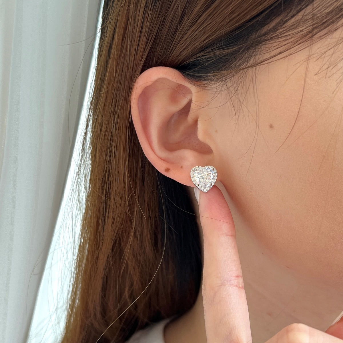 [LUXE]Sparkling Heart Shape Lover Earrings