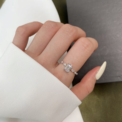 [LUXE]1.0 Carat Dainty Resplendent Radiant Cut Daily Ring