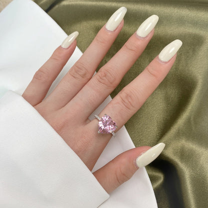 [LUXE]6.0 Carat Luxurious Sparkling Romantic Heart Cut Lover Ring