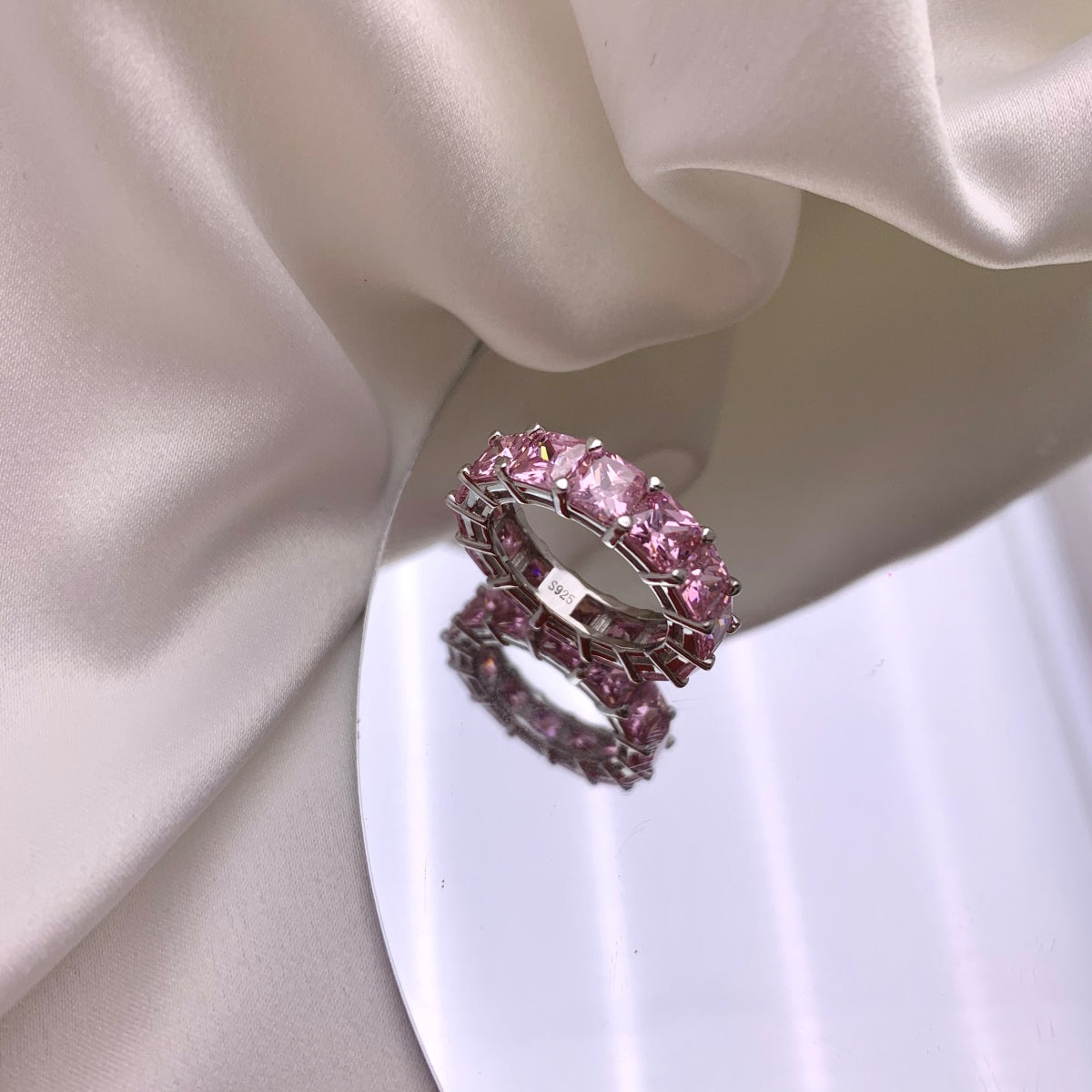 [LUXE]Elegant Princess Cut Tennis Ring