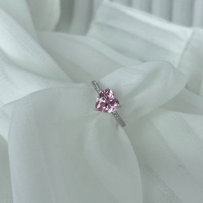 [LUXE]2.0 Carat Dazzling Lustrous Heart Cut Lover Ring