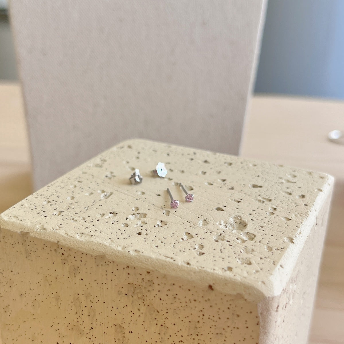 [LUXE]Delicate Solitaire Earrings