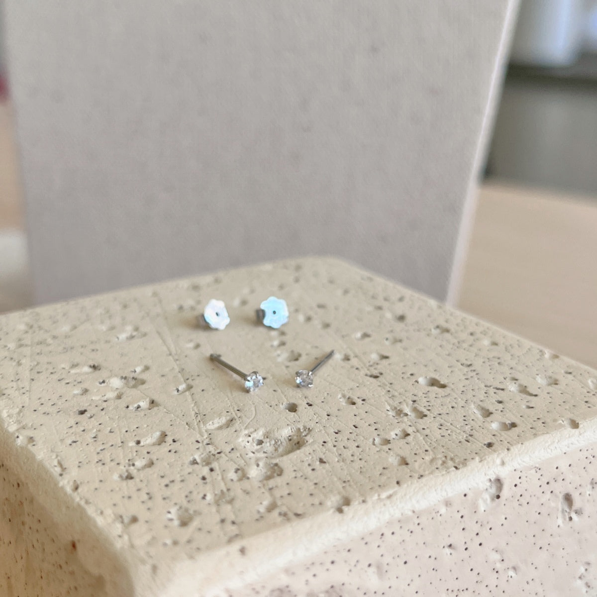 [LUXE]Delicate Solitaire Earrings