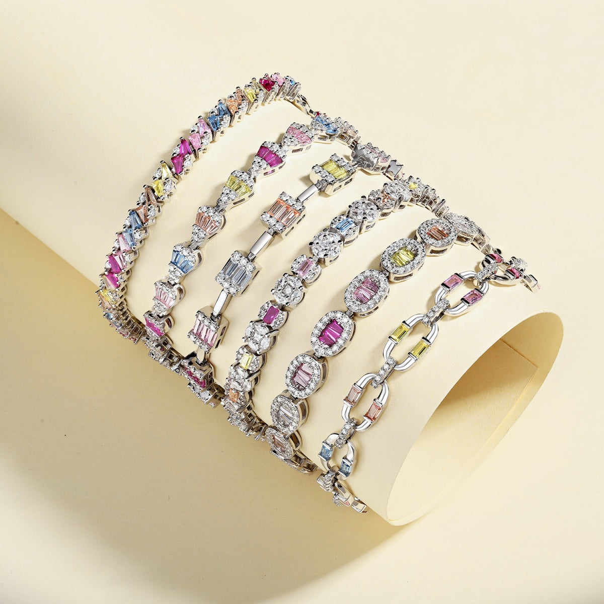 [LUXE]Ornate Sparkling Multi Cut Party Bracelet