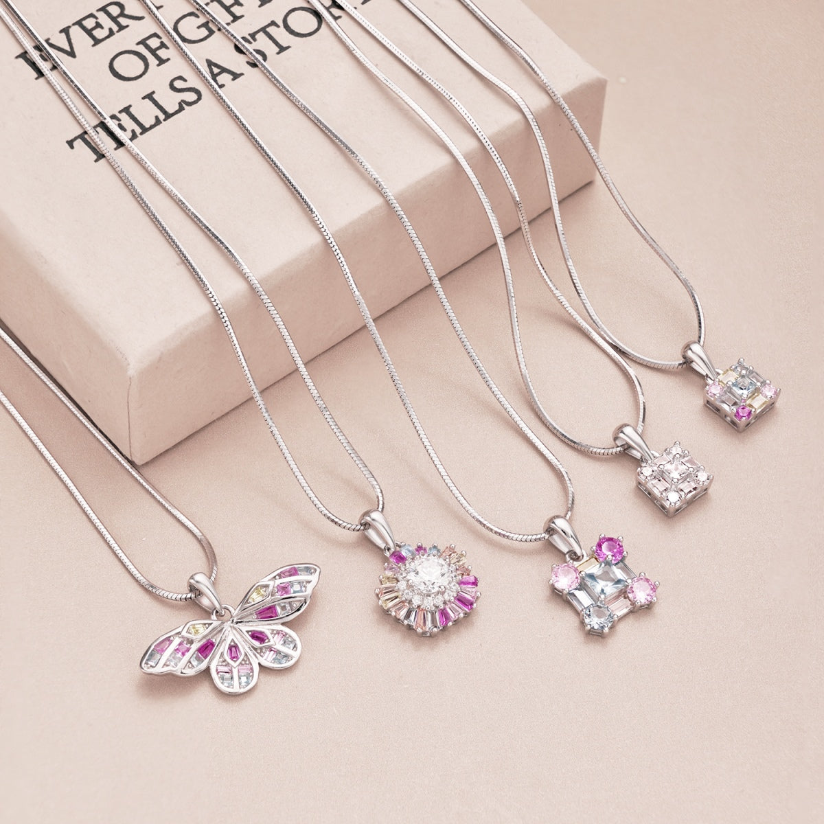 [LUXE]Charming Flower Colorful Necklace