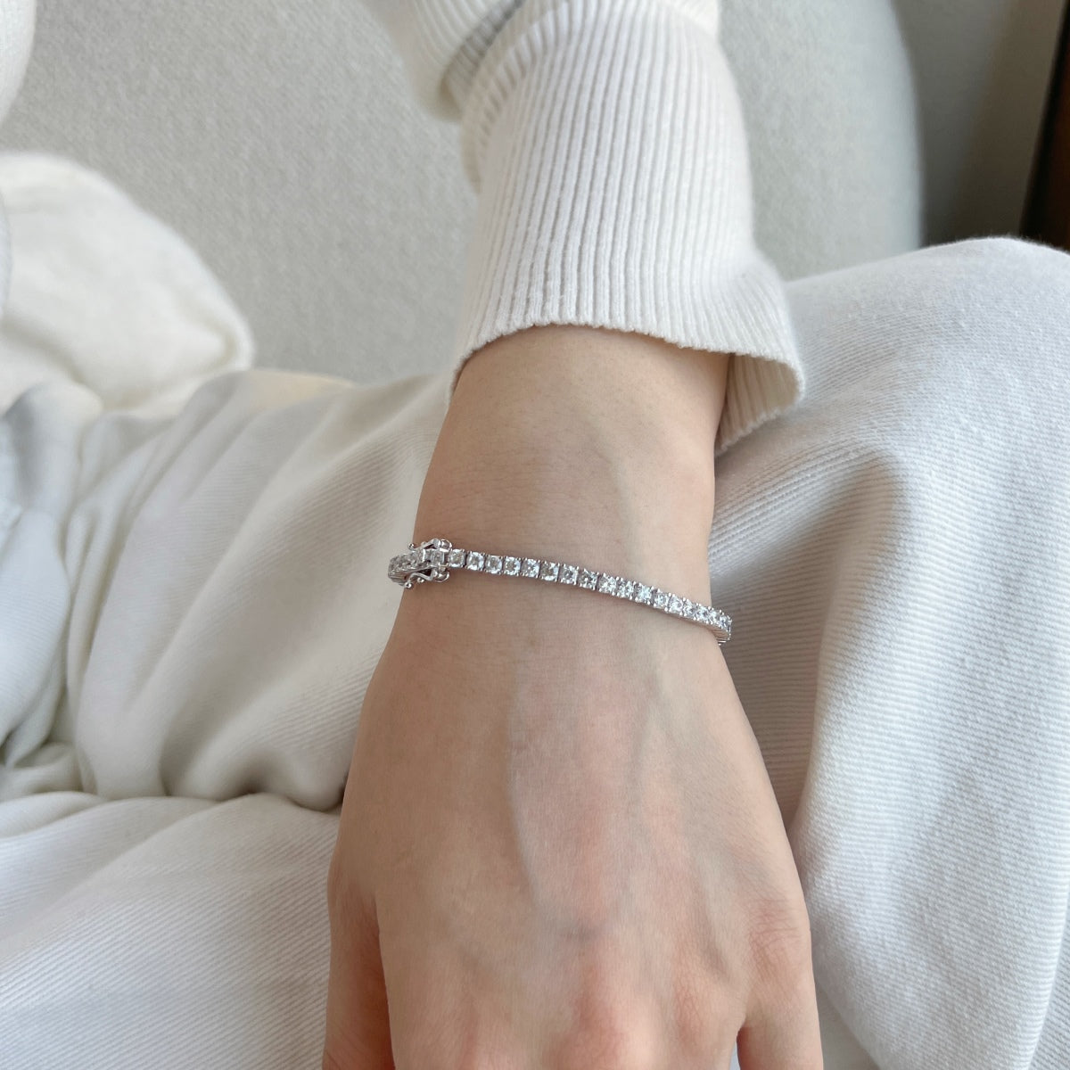 [LUXE]Dainty Charming Round Cut Tennis Bracelet