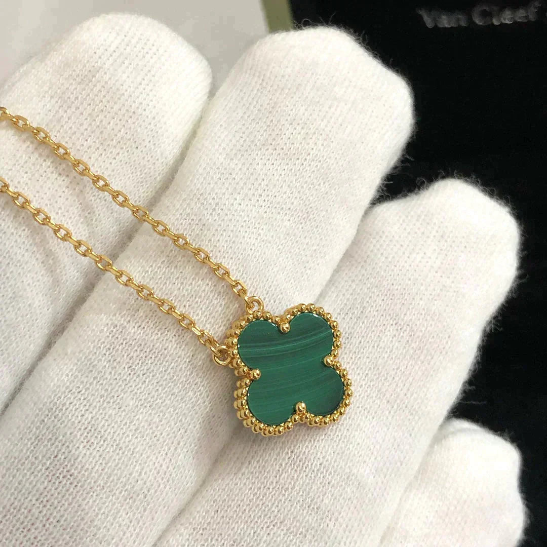 [LUXE] CLOVER 15MM MALACHITE SINGLE FLOWER  NECKLACE