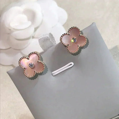 [LUXE] CLOVER MEDIUM 1 MOTIFS  PINK MOP DIAMOND EARRINGS