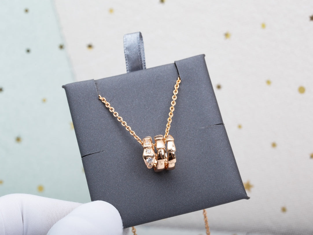 [LUXE]SERPENTI PINK GOLD NECKLACE DIAMOND