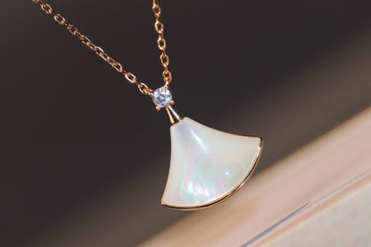 [LUXE]DREAM NECKLACE WHITE MOP PINK GOLD 1 DIAMOND