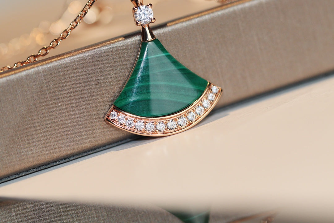 [LUXE]DREAM NECKLACE MALACHITE DIAMOND