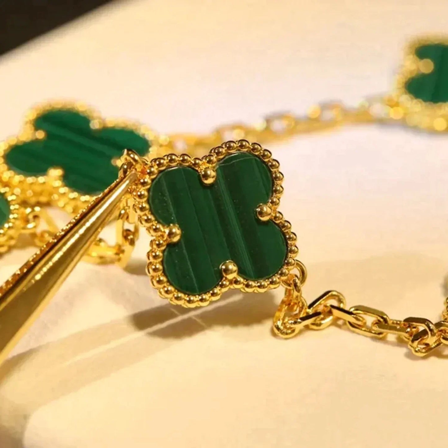 [LUXE] CLOVER 5 MOTIFS MALACHITE BRACELET