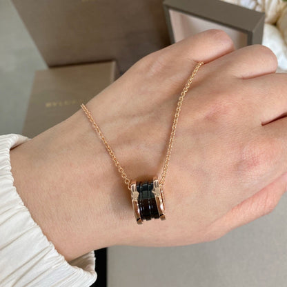 [LUXE]ZERO 1 BLACK CERAMIC PINK GOLD NECKLACE