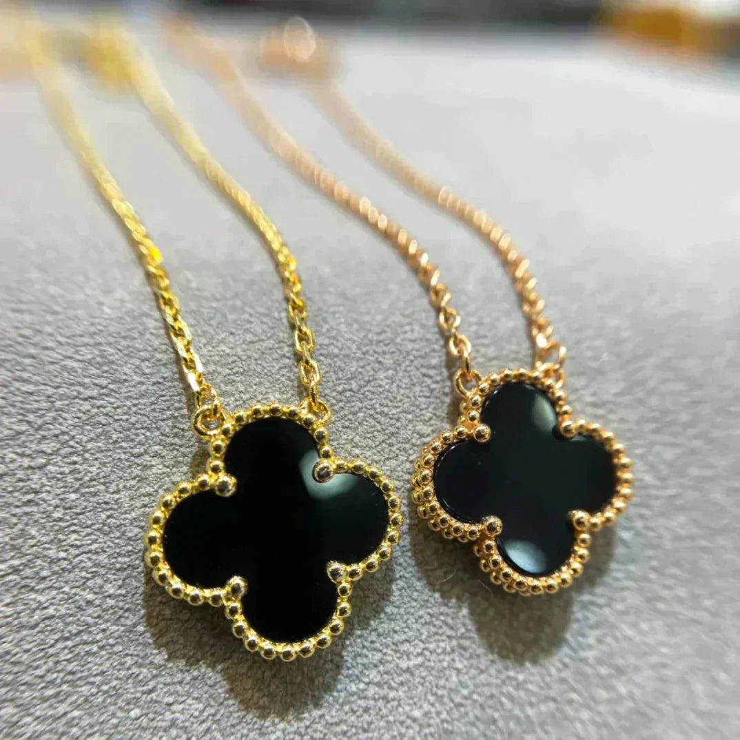 [LUXE] CLOVER 15MM BLACK ONYX SINGLE FLOWER NECKLACE