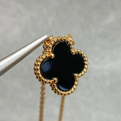 [LUXE] CLOVER 15MM BLACK ONYX SINGLE FLOWER NECKLACE