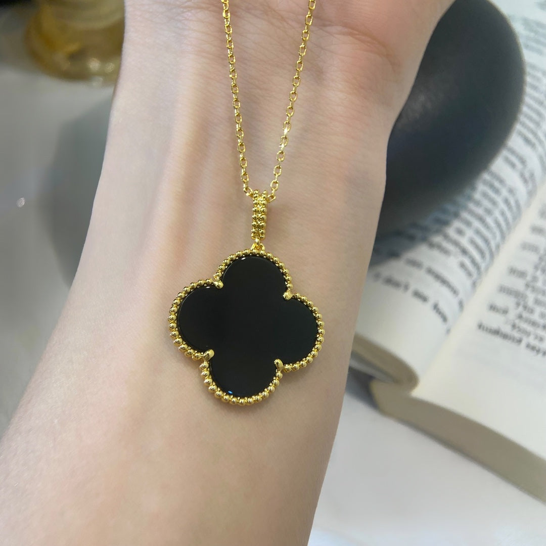 [LUXE] CLOVER 25MM NECKLACE GOLD ONYX