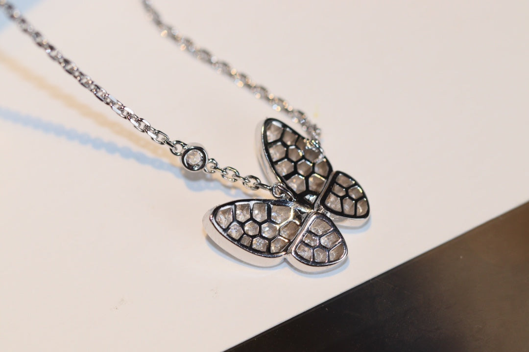 [LUXE] BUTTERFLY DIAMOND NECKLACE