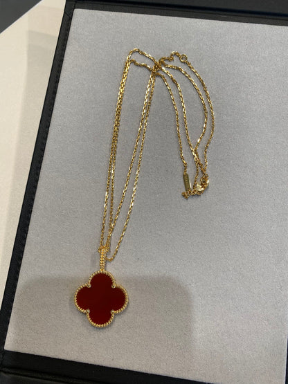 [LUXE] CLOVER 25MM NECKLACE GOLD CARNELIAN