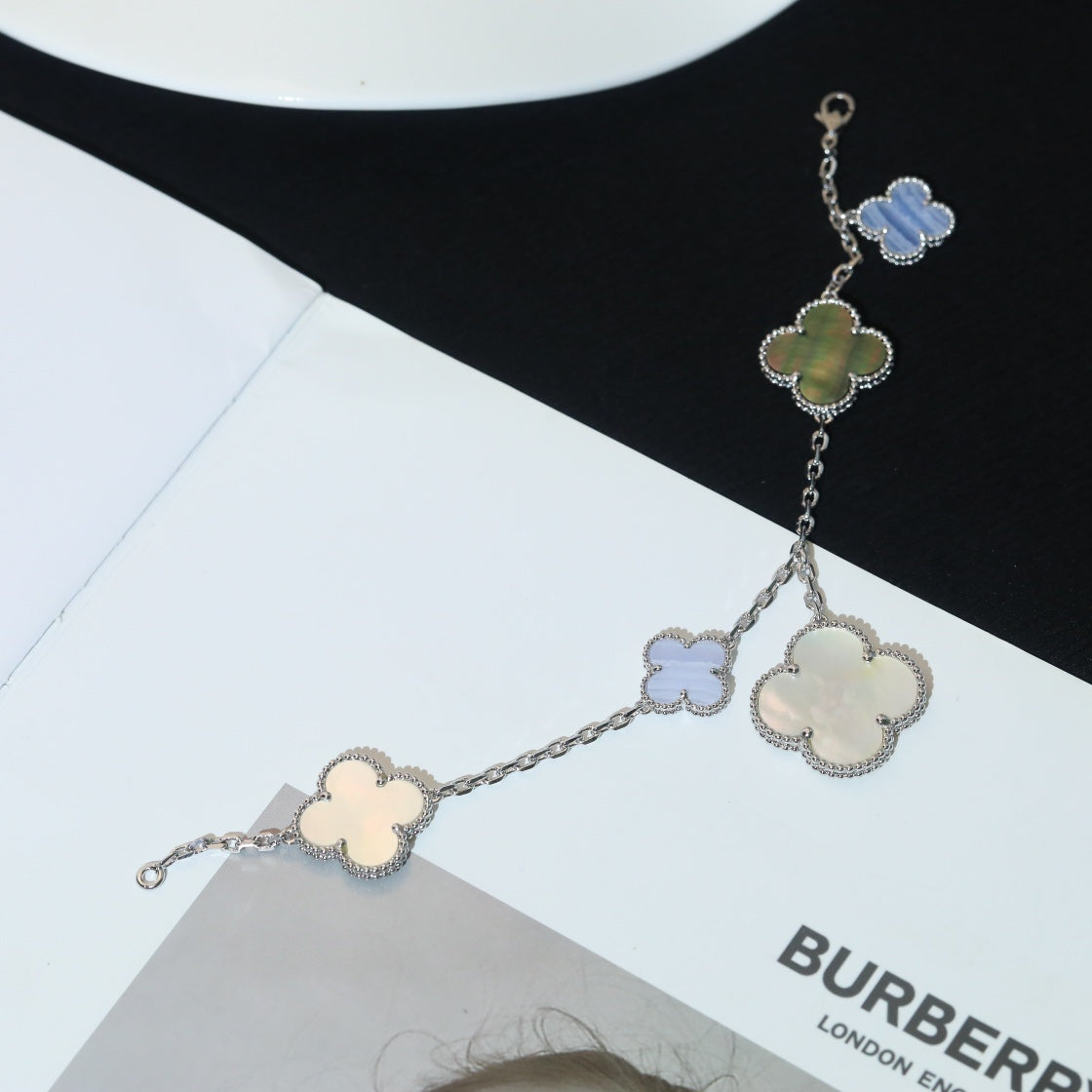 [LUXE] CLOVER BRACELET 5 MOTIFS MOP CHALCEDONY SILVER