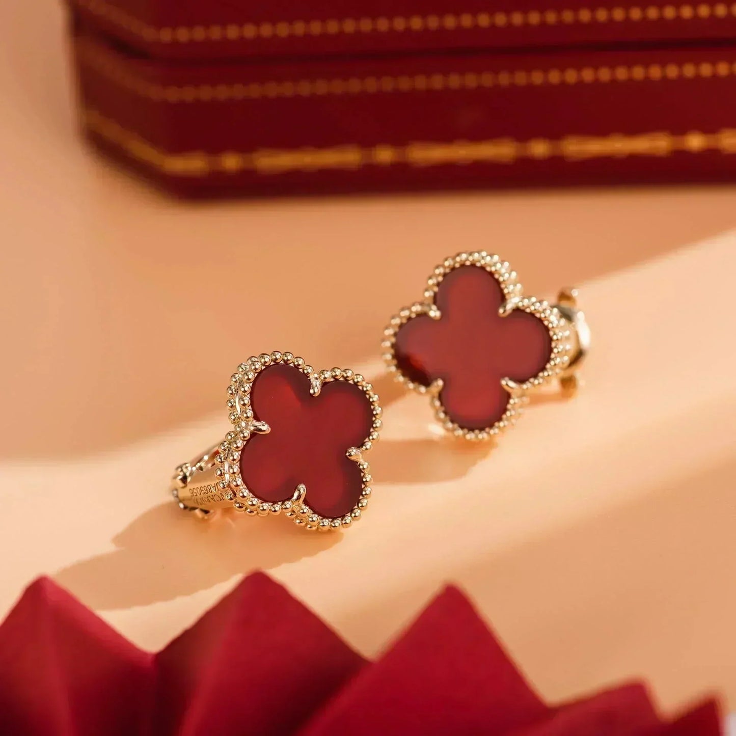 [LUXE] CLOVER MEDIUM 1 MOTIFS CARNELIAN  EARRINGS