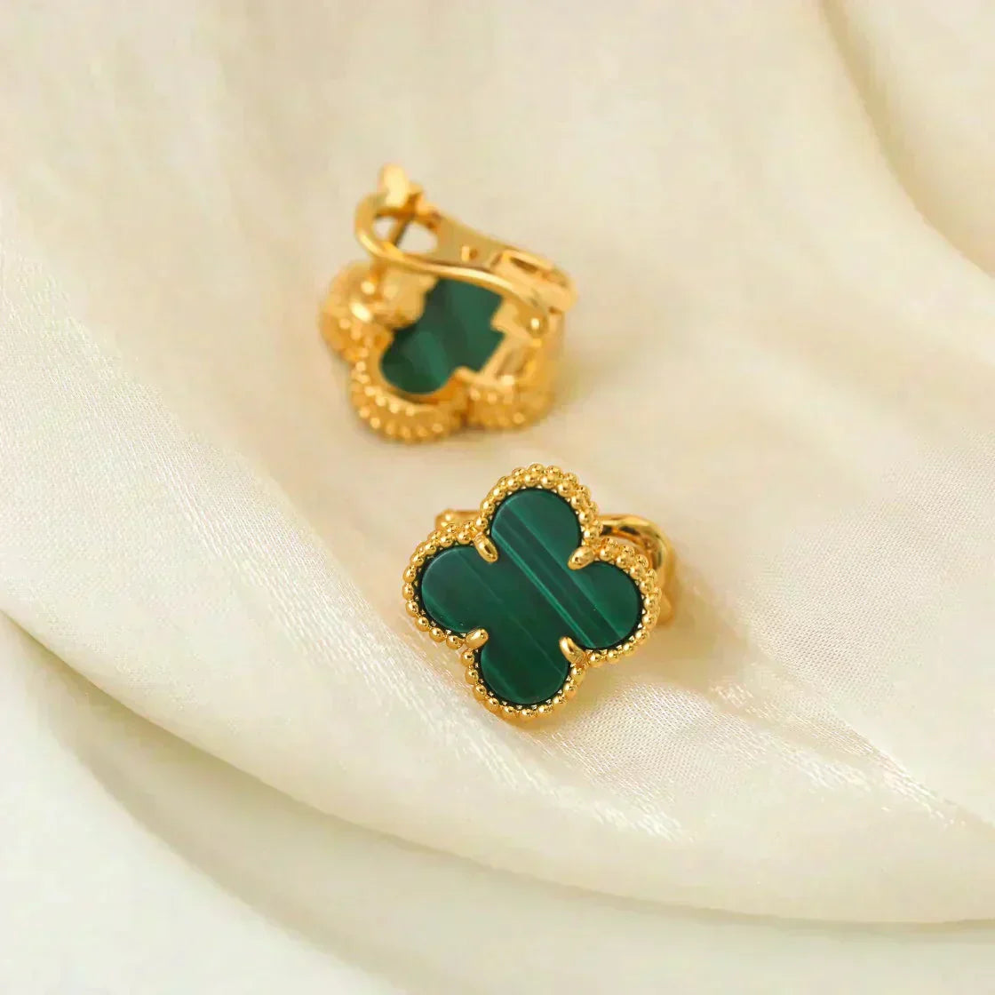 [LUXE] CLOVER MEDIUM 1 MOTIFS MALACHITE  EARRINGS