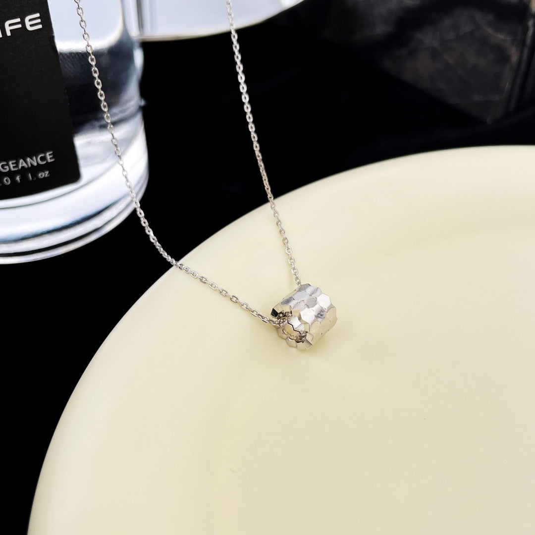 [LUXE]BEE MINI PEDANT DIAMOND NECKLACE