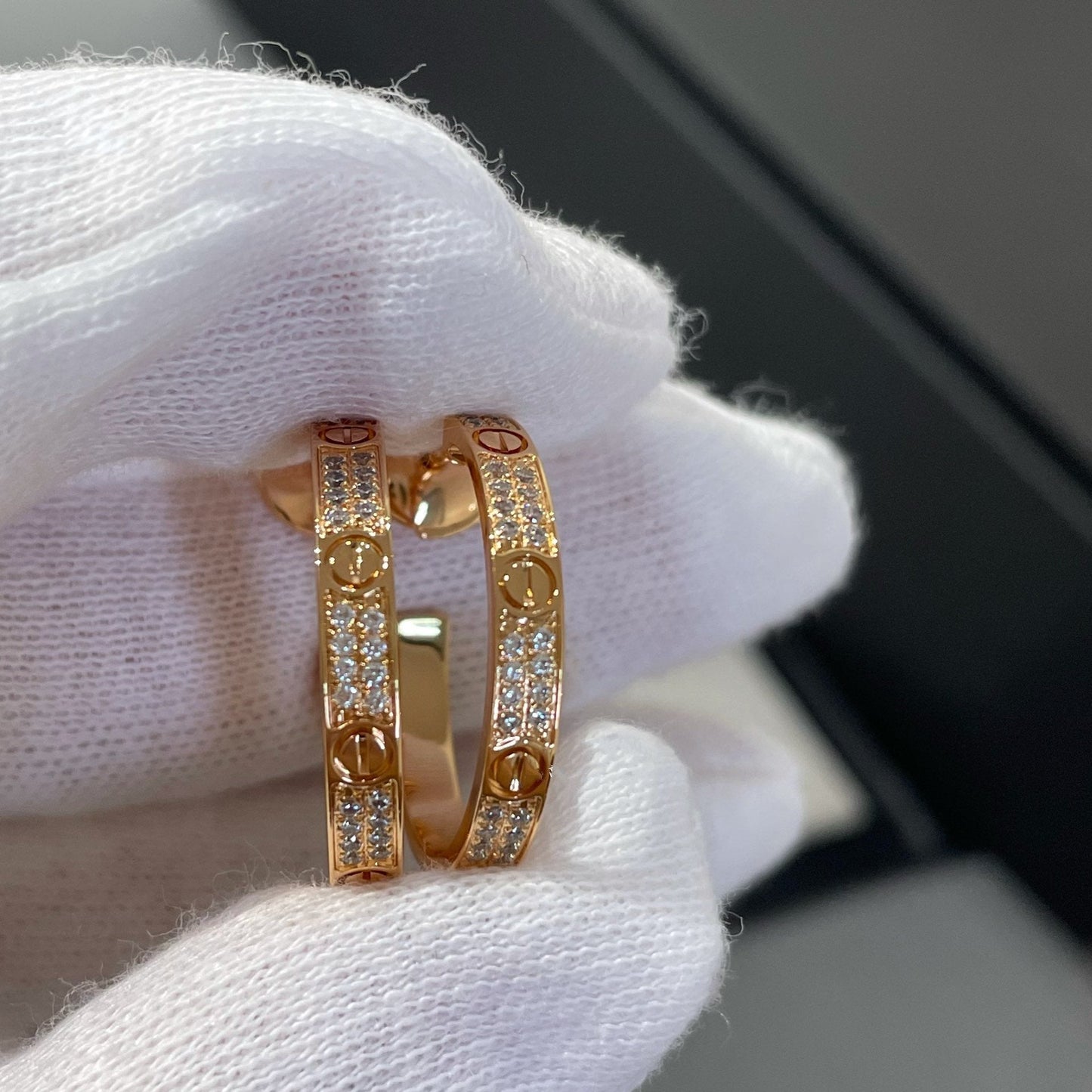 [LUXE]LOVE DIAMOND PINK GOLD HOOP EARRINGS