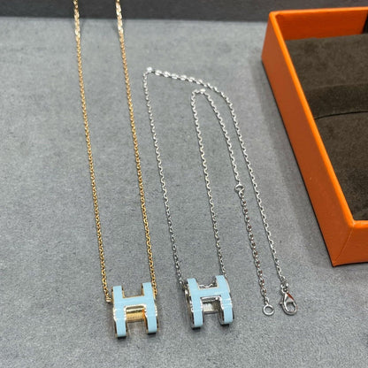 [LUXE]POP H SKY BLUE NECKLACE