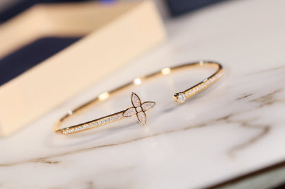 [LUXE]IDYLLE GOLD OPEN BRACELET DIAMOND PAVED