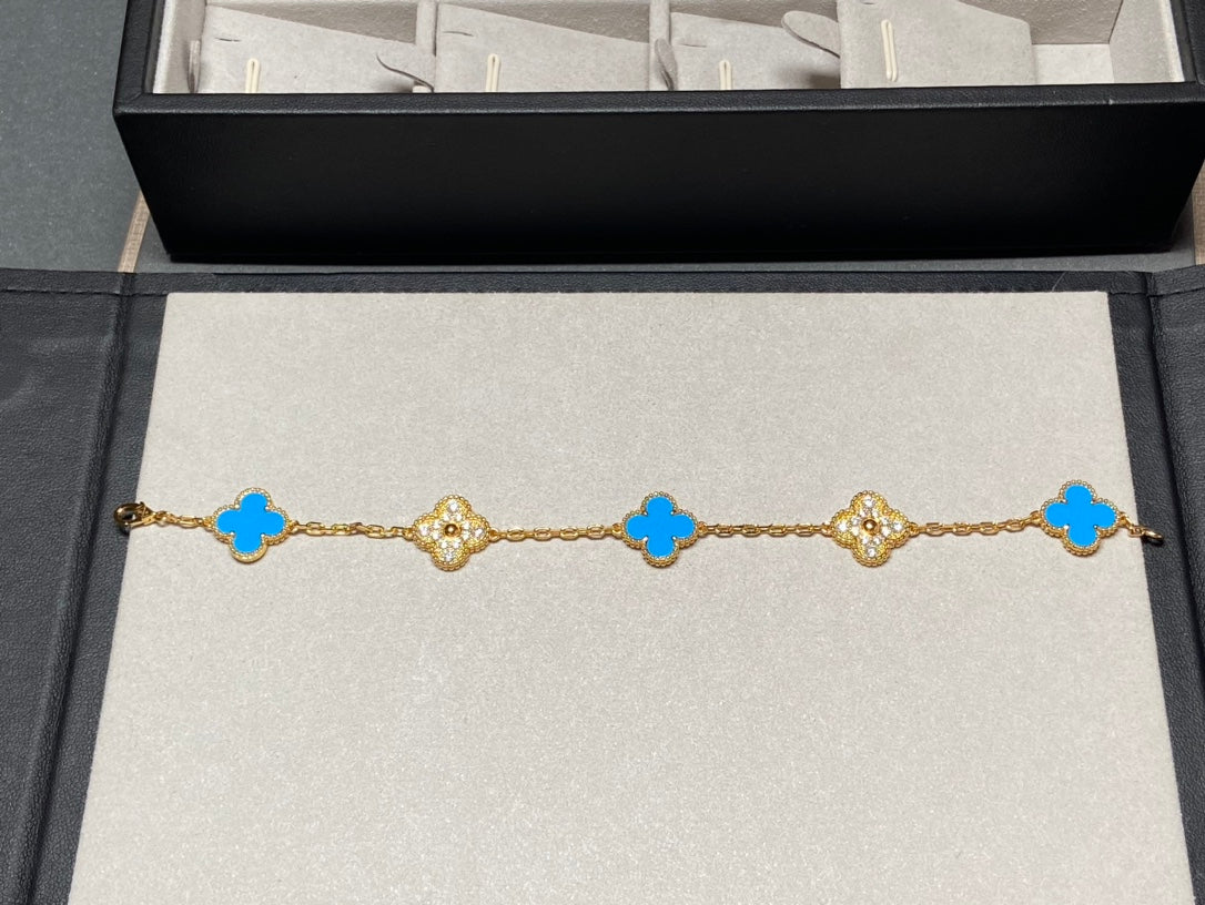 [LUXE] CLOVER 5 MOTIF BLUE CHALCEDONY DIAMOND GOLD BRACELET