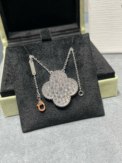 [LUXE] CLOVER 25MM LARGE PENDANT DIAMOND PAVED SILVER NECKLACE