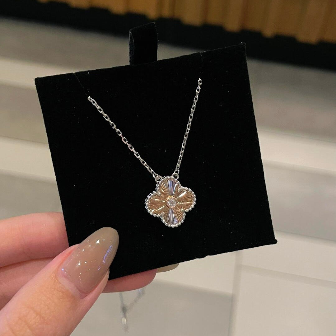 [LUXE] CLOVER 15MM DIAMOND LASER NECKLACE- CHRISTMAS 2024 SPECIAL EDITION