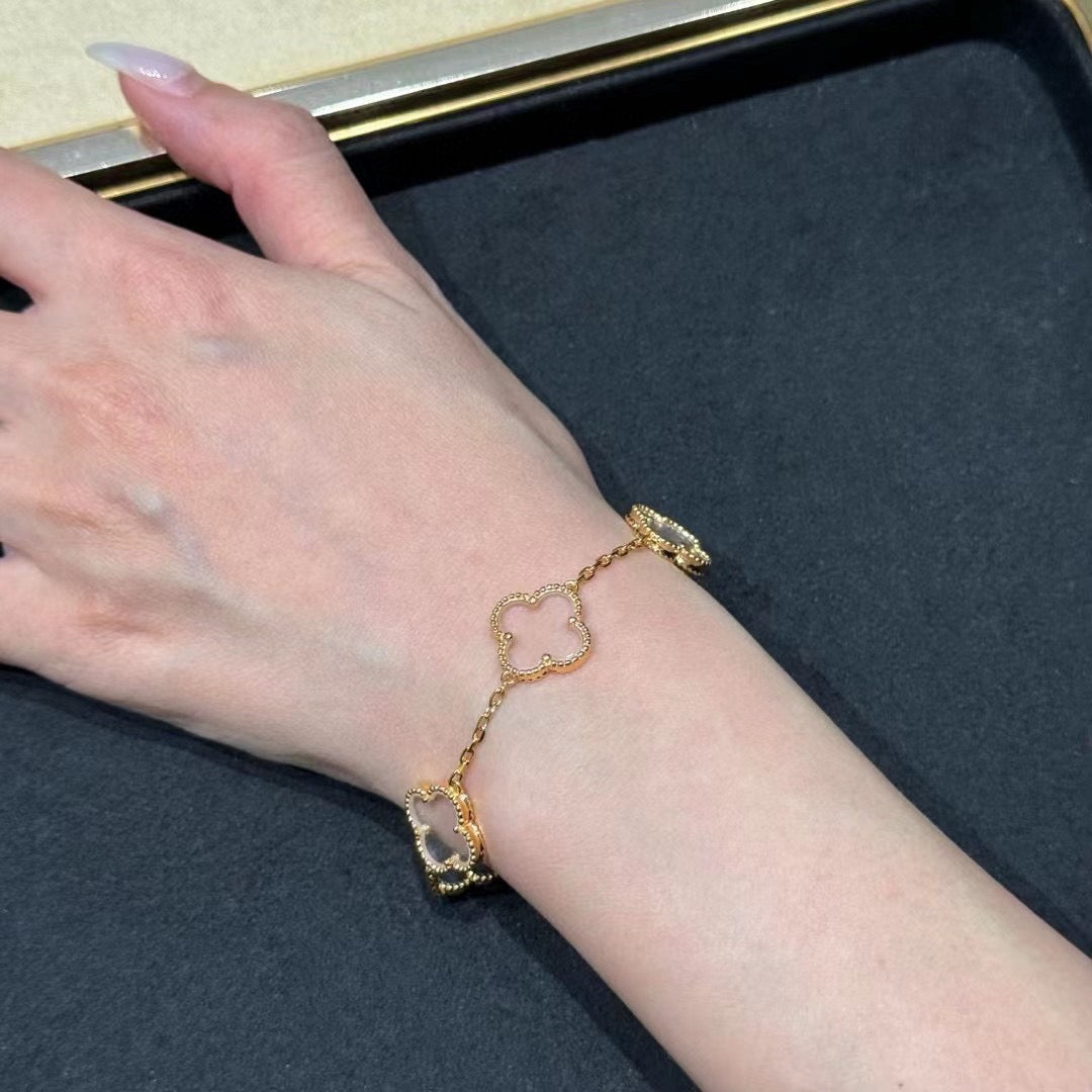 [LUXE] CLOVER 5 MOTIF ROCK CRYSTAL PINK GOLD BRACELET