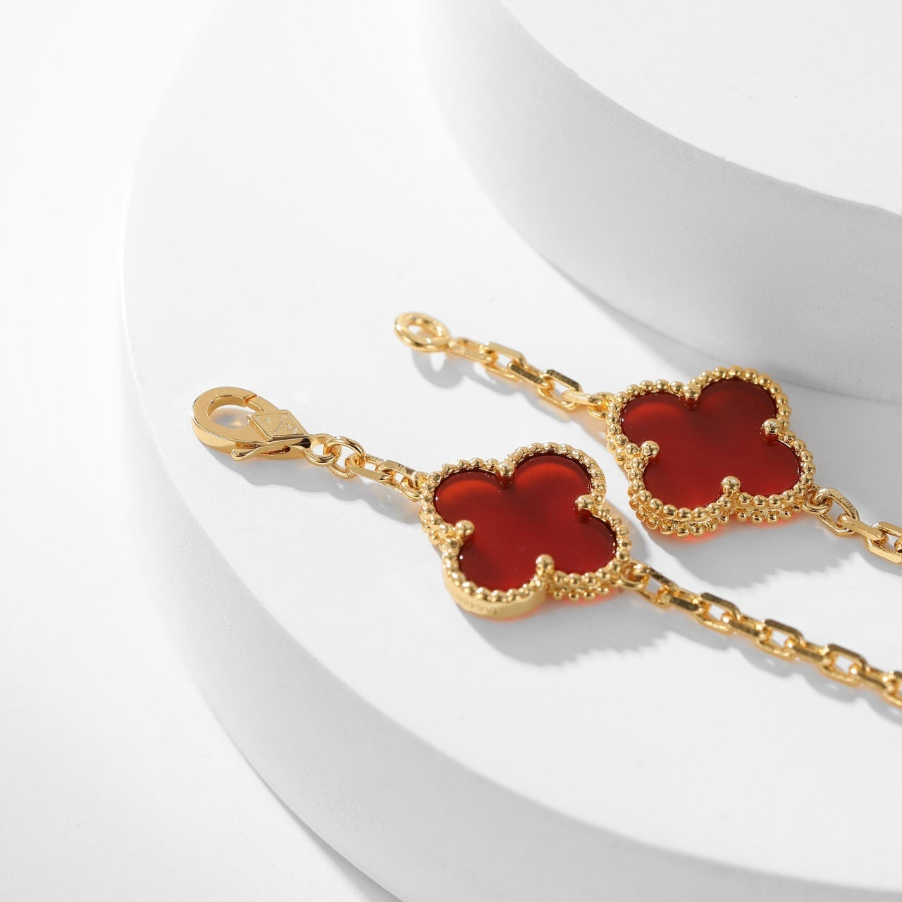 [LUXE] CLOVER 10 MOTIFS CARNELIAN NECKLACE