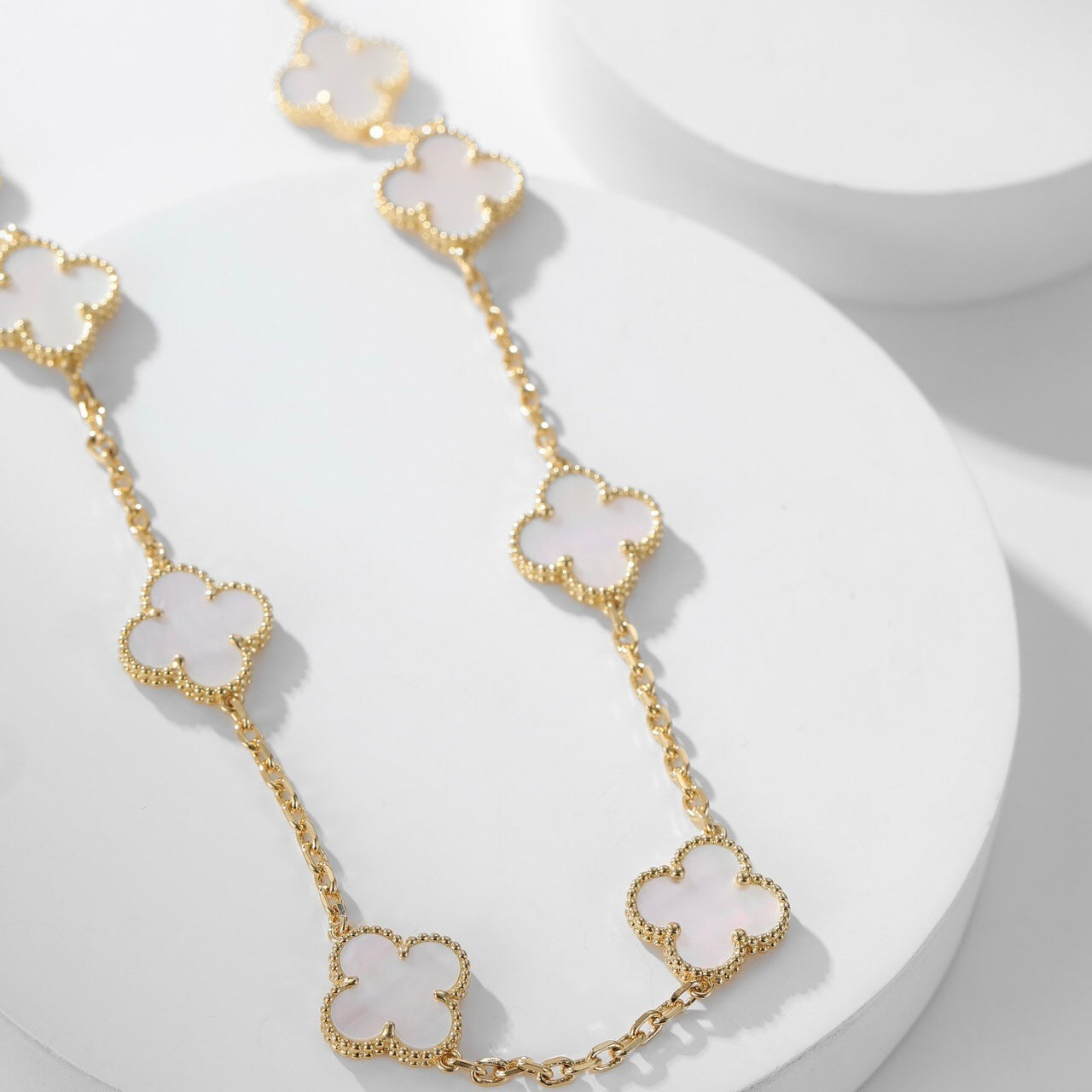 [LUXE] CLOVER 10 MOTIFS WHITE MOTHER OF PEARL NECKLACE