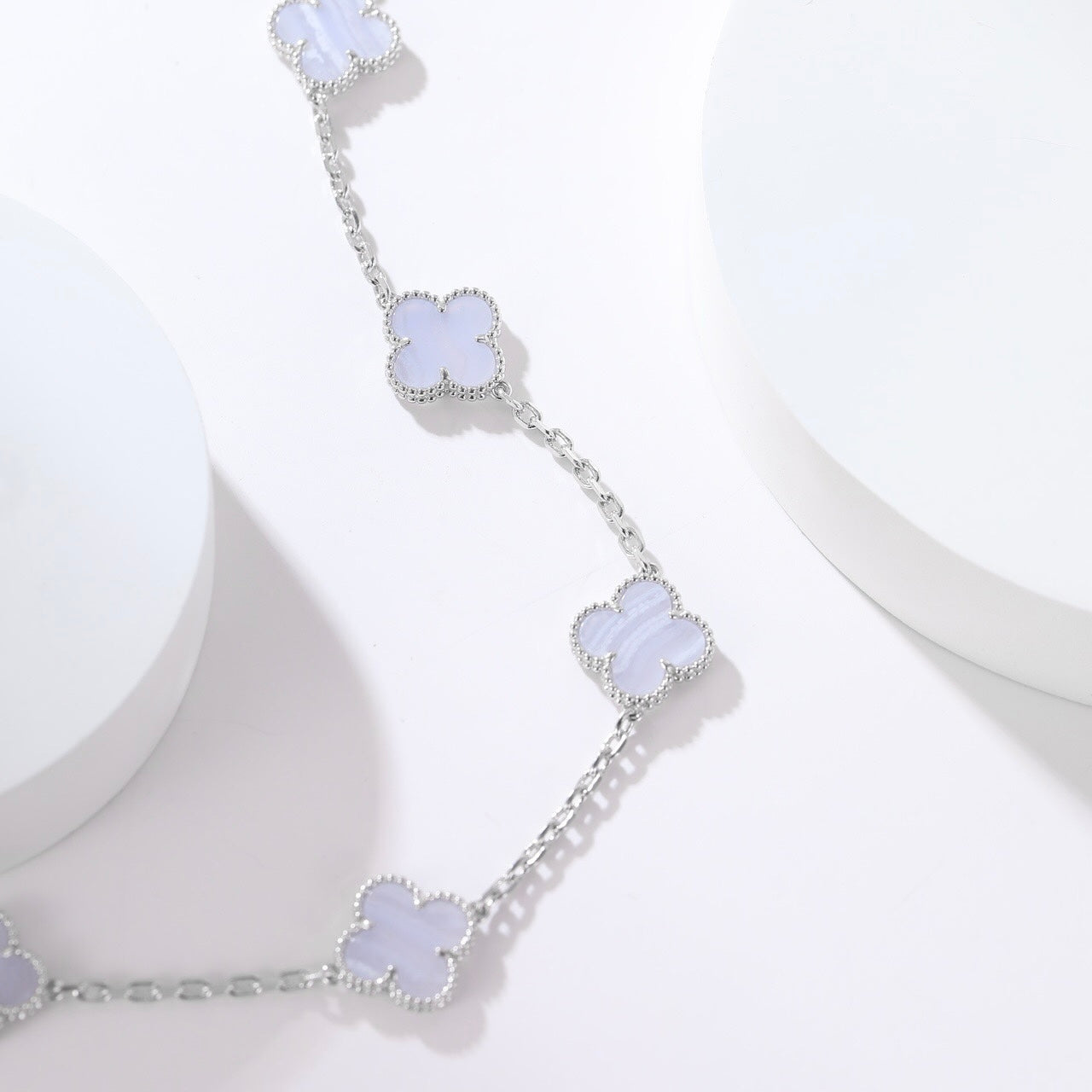 [LUXE] CLOVER 10 MOTIFS PURPLE CHALCEDONY NECKLACE