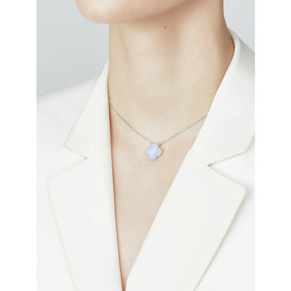 [LUXE] CLOVER 15MM BLUE CHALCEDONY NECKLACE SILVER