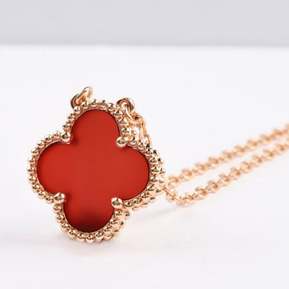 [LUXE] CLOVER 15MM CARNELIAN SINGLE FLOWER NECKLACE