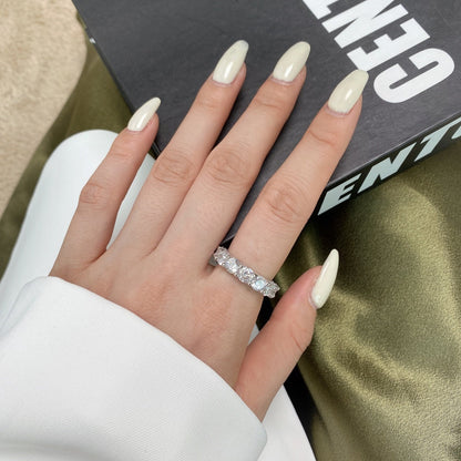 [LUXE]Gorgeous Round Cut Tennis Ring