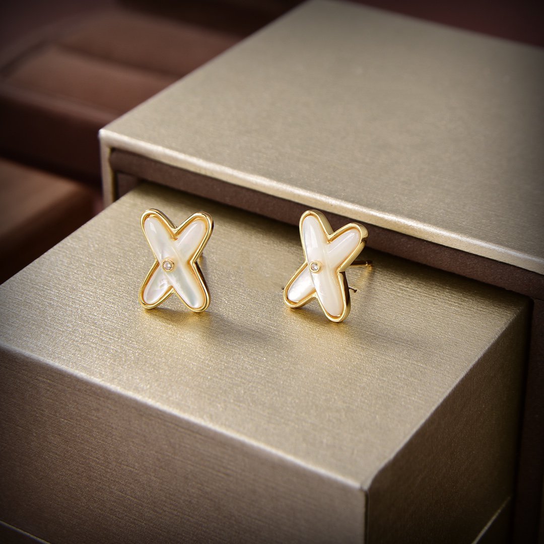 [LUXE]JEUX DE WHITE MOP GOLD DIAMOND EARRINGS