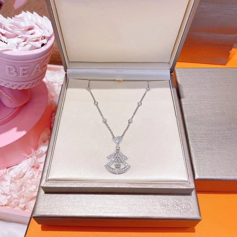 [LUXE]DREAM NECKLACE WHITE DIAMOND SILVER