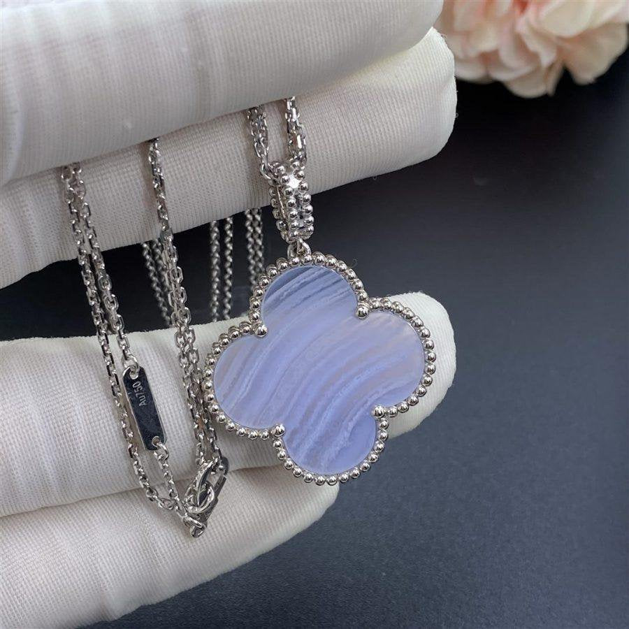 [LUXE] CLOVER SILVER CHALCEDONY BIG CLOVER NECKLACE